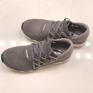 Reebok Floatride Running shoes. Women’s size 7.5.